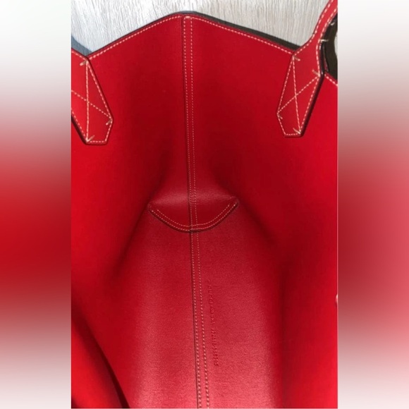 Gucci Beige and Red Signature Tote - Picture 7 of 16